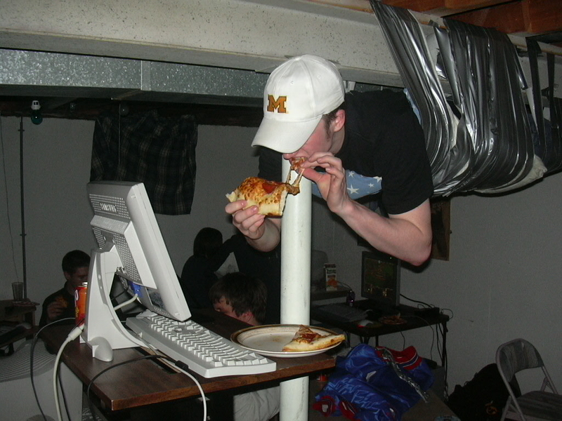 Illustration for article titled 15 Years Later, Here's Why A Gamer Was Duct-Taped To A Ceiling